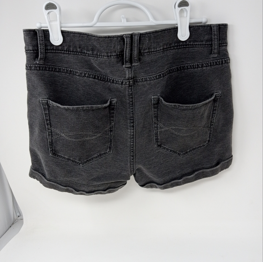 Abercrombie And Fitch Womens Size 4 Black Perfect Stretch Shorts - Picture 2 of 7